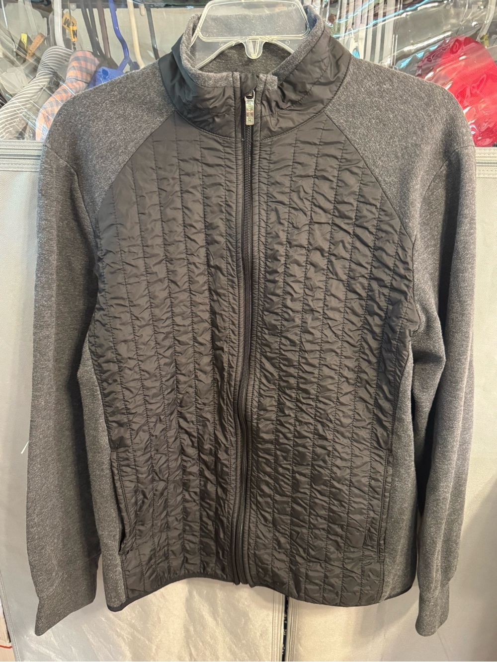 Perry Ellis Quilted Front Full-Zip Jacket in Charcoal and Black- Size Medium
